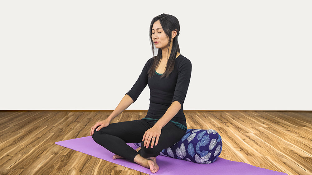 10 Ways To Use A Yoga Bolster